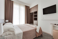 Hotel Nadir