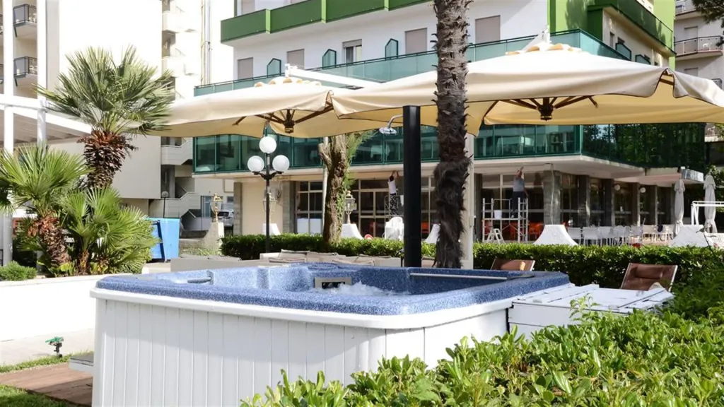 Hotel Mirage