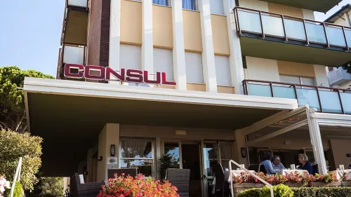 Hotel Consul